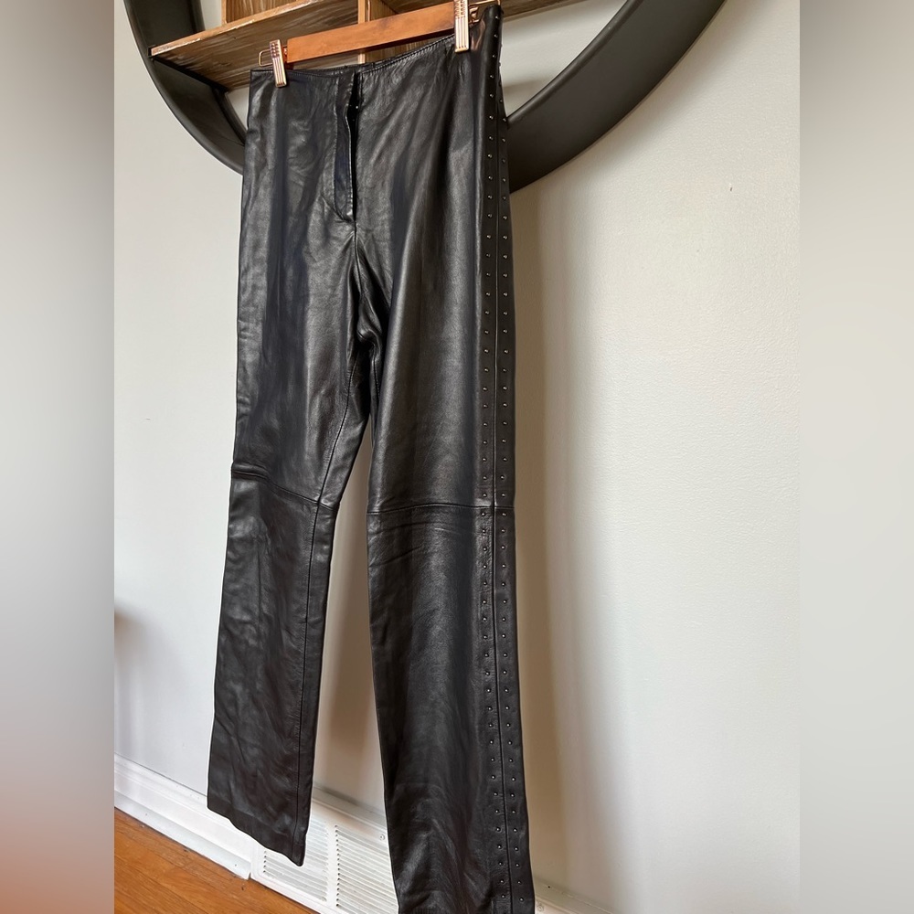 DANIER vintage black leather pants with studded details along sides size 6 small - Picture 6 of 12